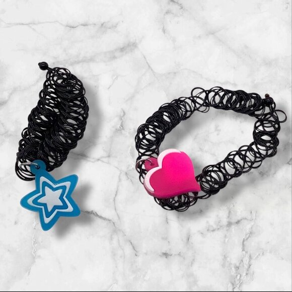 Glow In The Dark Black Choker Costume Necklaces & Pendants Set With Pink Heart & - Picture 3 of 5